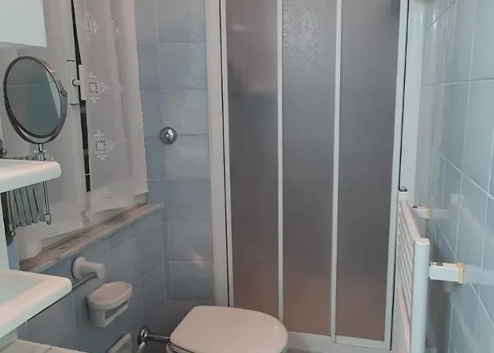 A Due Passi Dal Mare * Сестри-Леванте